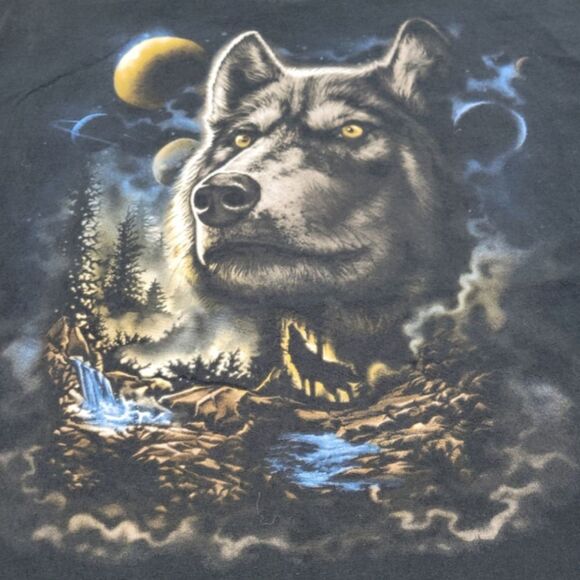 DOM Shirt Size Large L Wolf Howling At The Moon Nature Tee Graphic Print T-Shirt - Picture 4 of 6